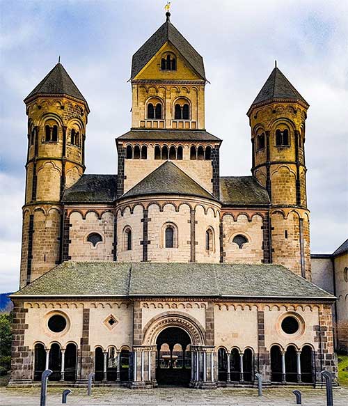 Stilmerkmale der Romanik